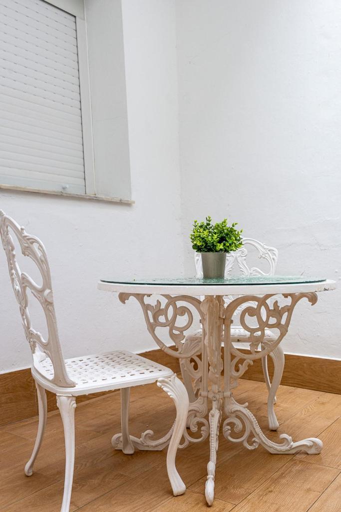 Apartamentos Cibeles Centro Historico, Nuevo Establecimiento Мерида Екстериор снимка